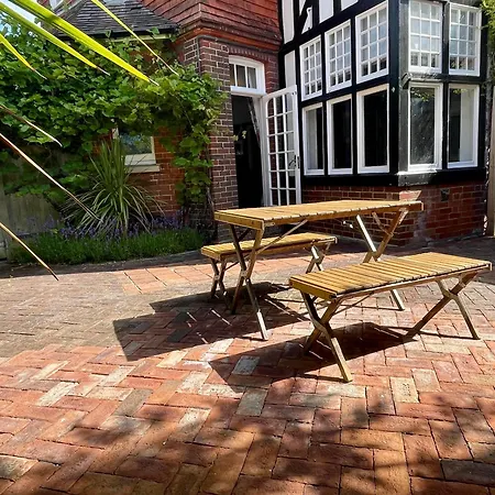 Little Chelsea Garden Flat Villa Eastbourne Exterior photo